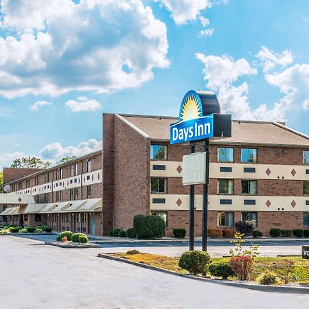 Days Inn By Wyndham Hurstbourne Louisville Exterior foto