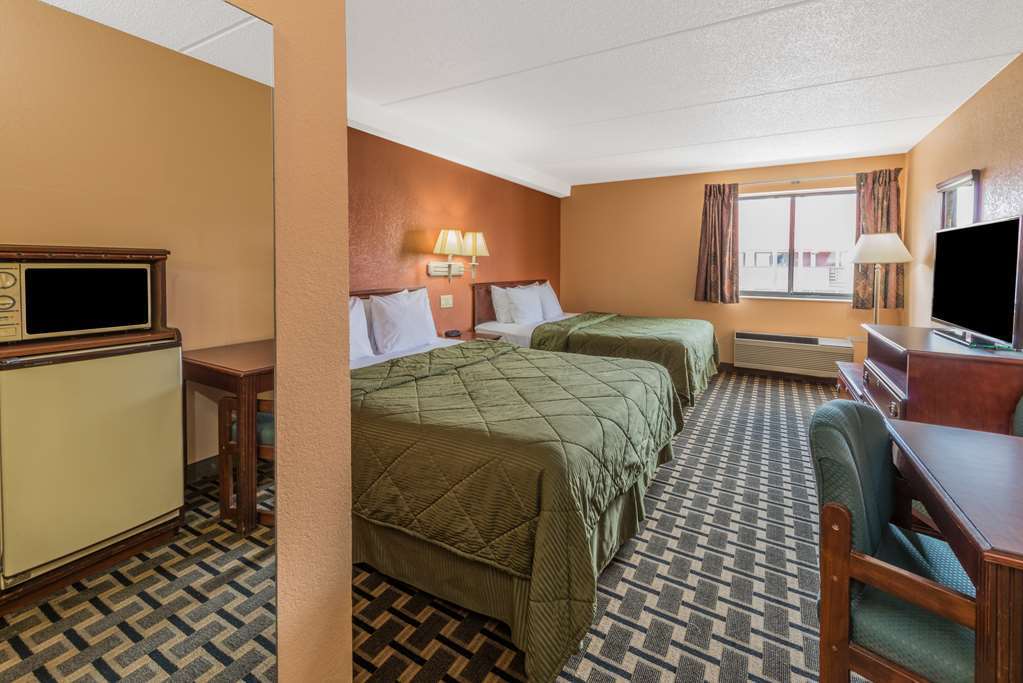Days Inn By Wyndham Hurstbourne Louisville Zimmer foto